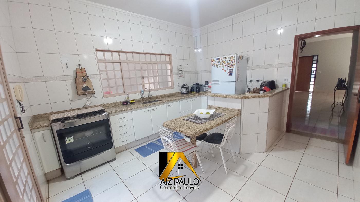 Casa à venda com 5 quartos, 2 suítes, 2 vagas e 407m² no Jardim América, São Joaquim da Barra (SP) — foto 20 de 28