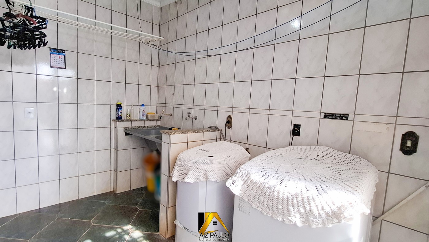 Casa à venda com 4 quartos, 3 suítes, 4 vagas e 335m² no Centro, Orlândia (SP) — foto 25 de 30