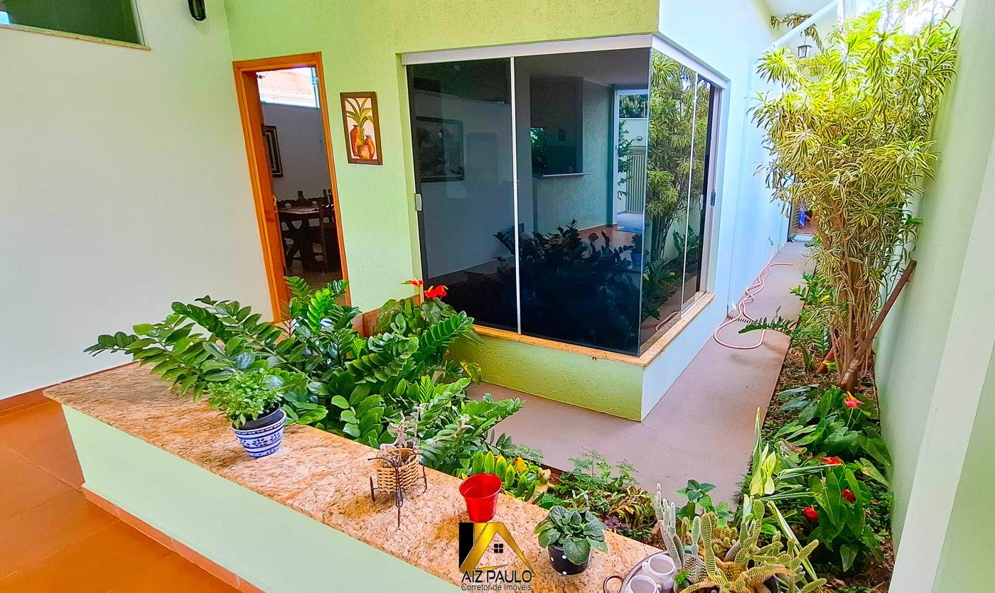 Casa à venda com 3 quartos, 1 suíte, 4 vagas e 170m² no Estância das Palmeiras, Sales Oliveira (SP) — foto 8 de 30