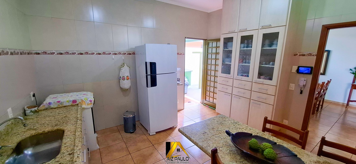 Casa à venda com 3 quartos, 1 suíte, 4 vagas e 170m² no Estância das Palmeiras, Sales Oliveira (SP) — foto 14 de 30