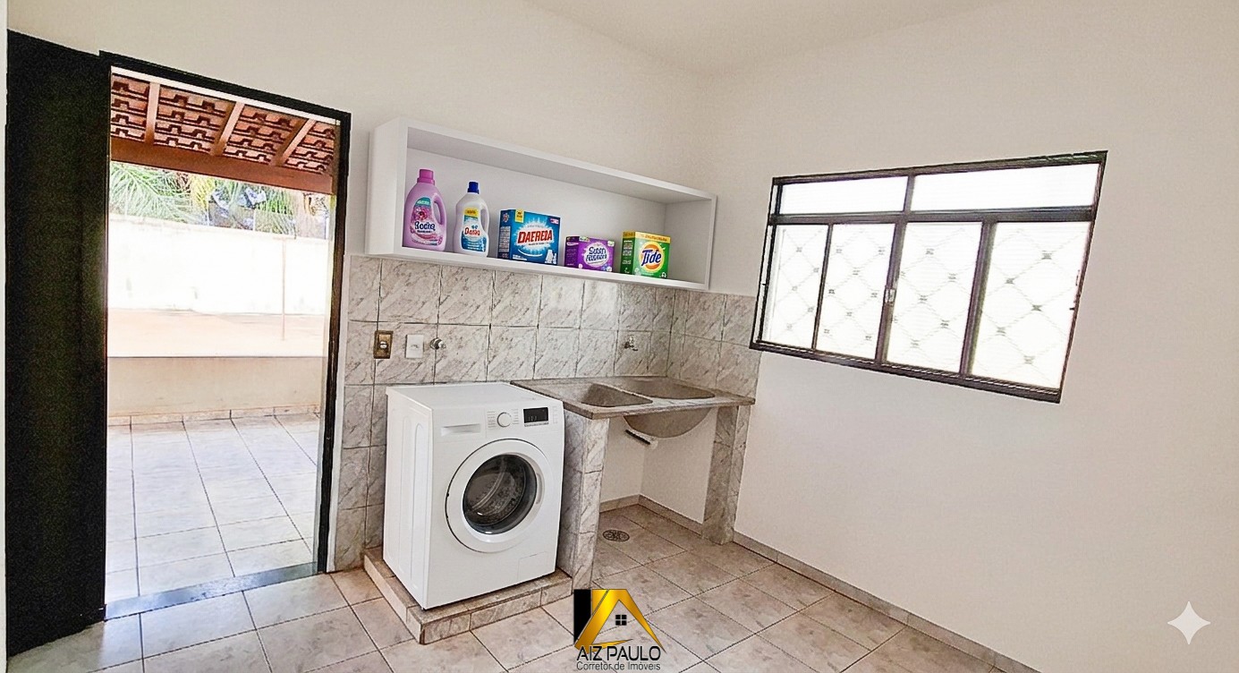 Casa à venda com 2 quartos, 1 banheiro, 2 vagas e 153m² no Jardim Teixeira, Orlândia (SP) — foto 13 de 14