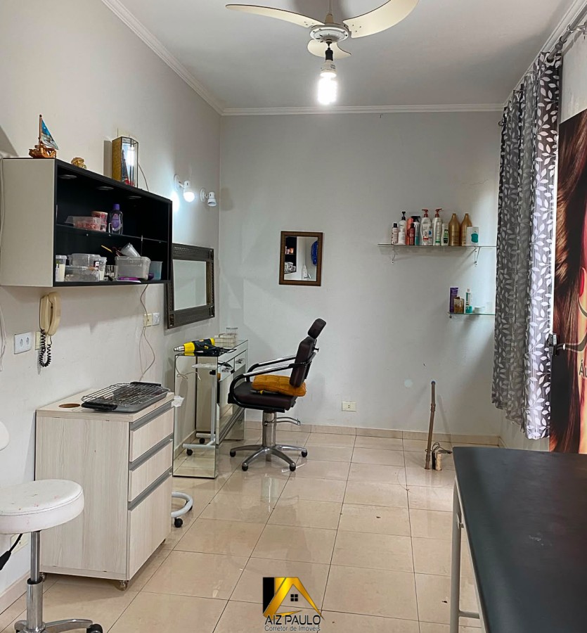 Casa à venda com 4 quartos, 2 suítes e 2 vagas no Centro, Orlândia (SP) — foto 17 de 20