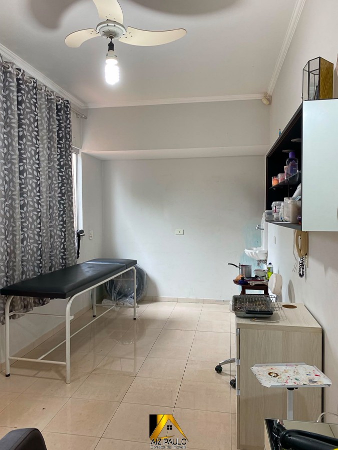 Casa à venda com 4 quartos, 2 suítes e 2 vagas no Centro, Orlândia (SP) — foto 18 de 20
